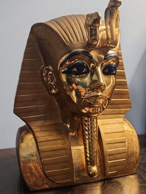 Golden Pharaoh Bust Decorative Statue - Gold
